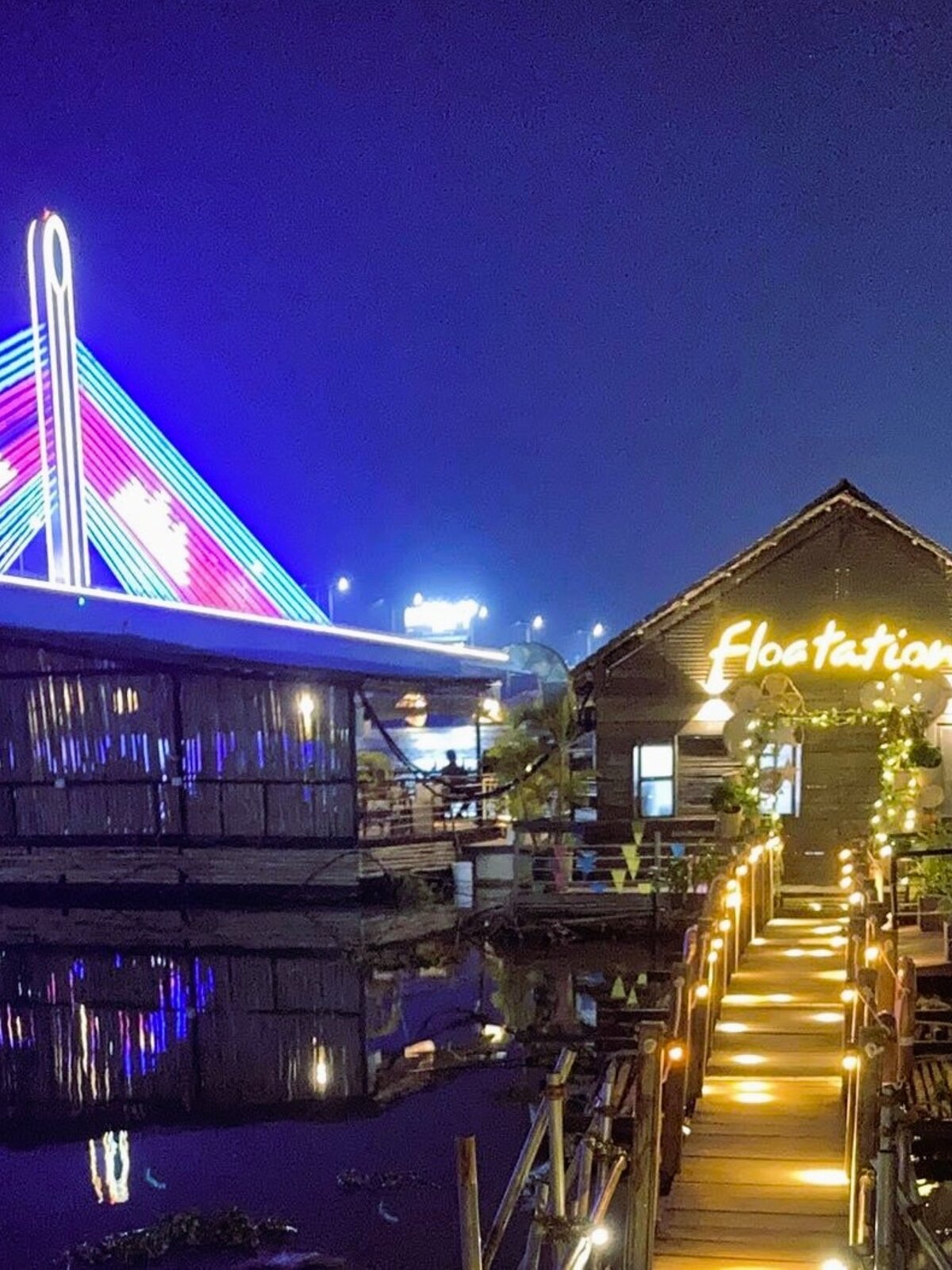 Floatation&#x20;bridge&#x20;2025