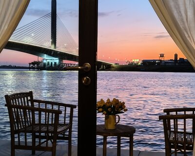 Floating&#x20;jungloo&#x20;2024&#x20;1