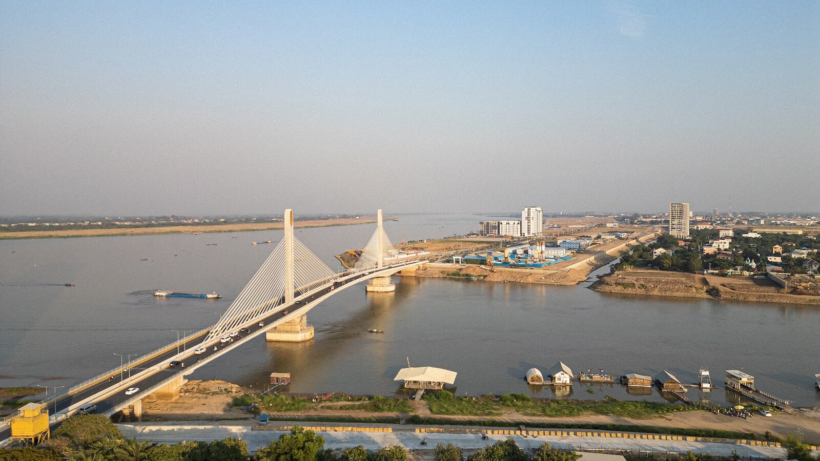 Flotation&#x20;treellion&#x20;noreah&#x20;bridge&#x20;drone&#x20;2024