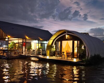 Floating&#x20;jungloo&#x20;102023&#x20;11