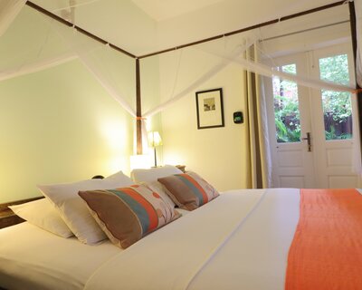 Pavilion&#x20;Old&#x20;House&#x20;R2&#x20;Double&#x20;20211007&#x20;10