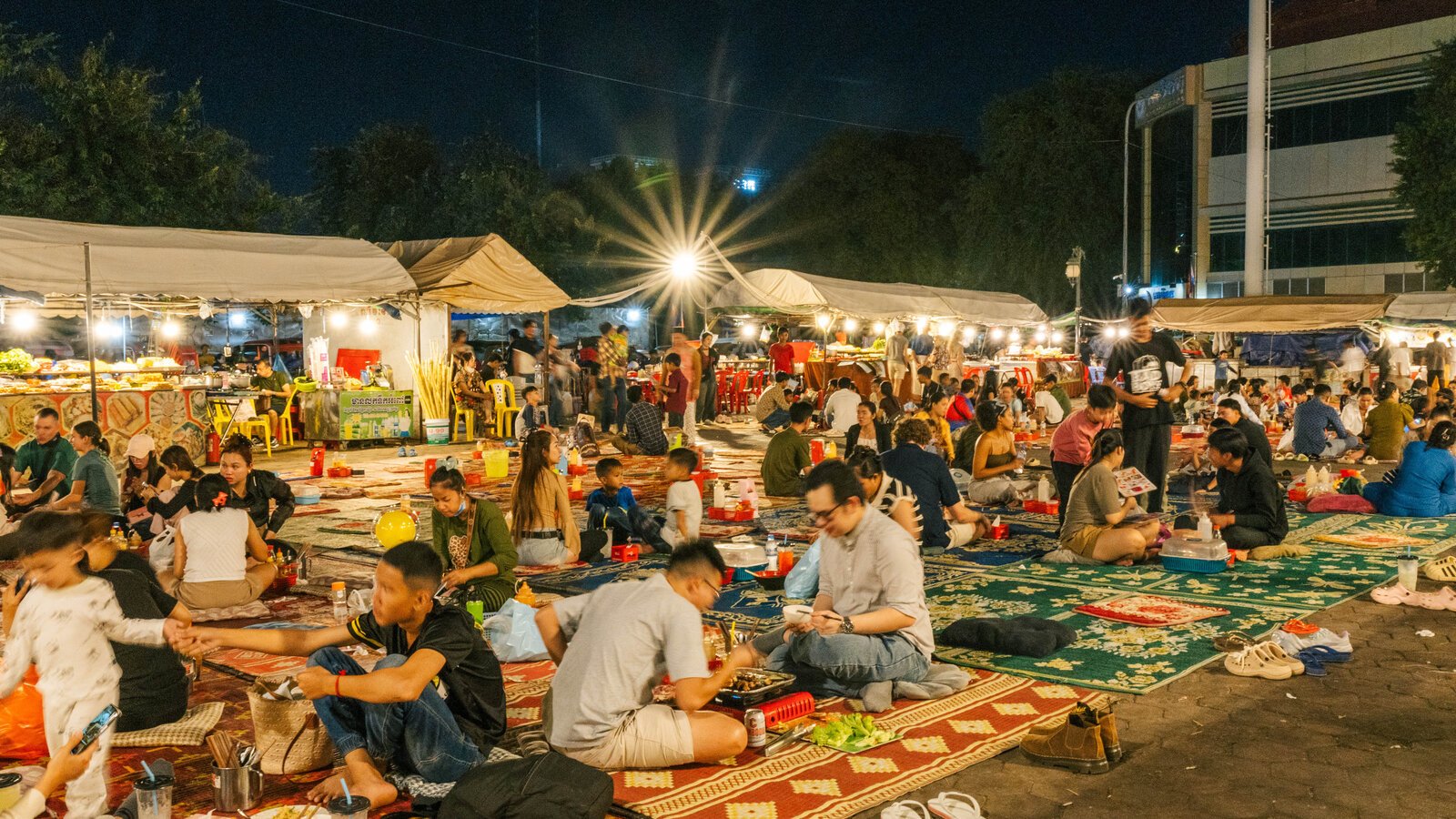 Nightmarket 2025 maads