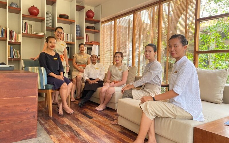 DC072 DC2 D82049478 AA993934 EF0 F503