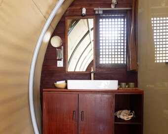 Floating jungloo 052024 2