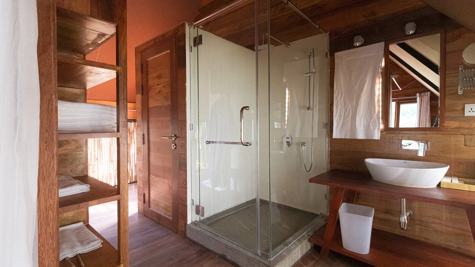 Park jungloo interior 2024