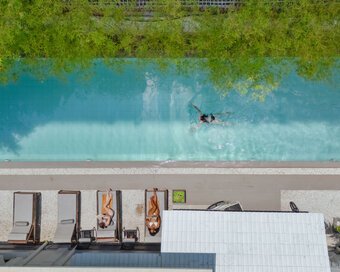 Pool, White Mansion, Phnom Penh