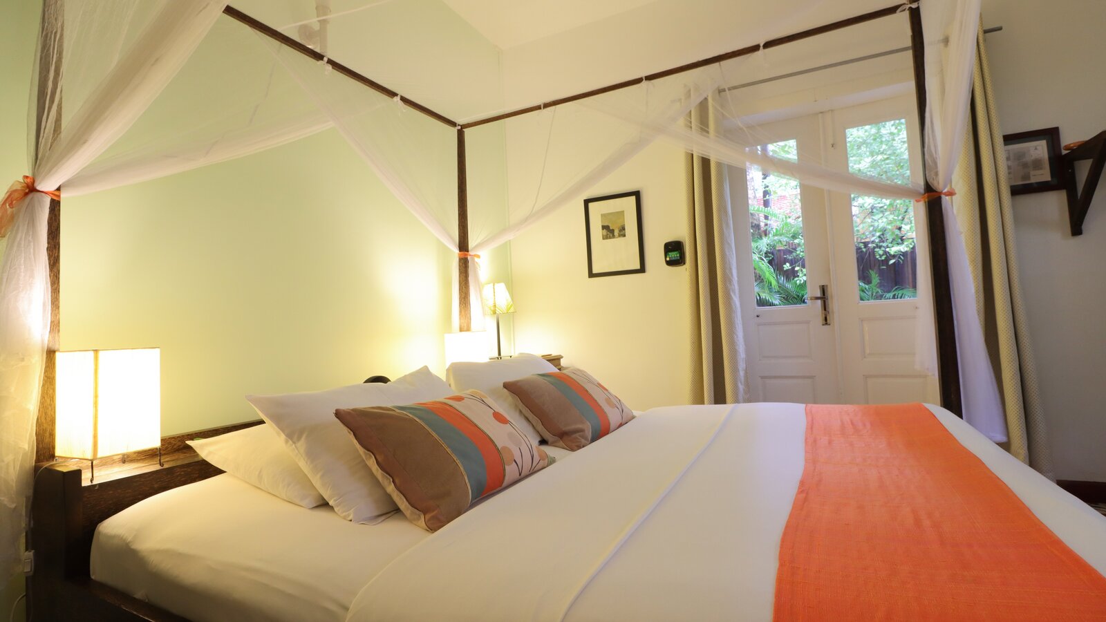 Pavilion Old House R2 Double 20211007 10