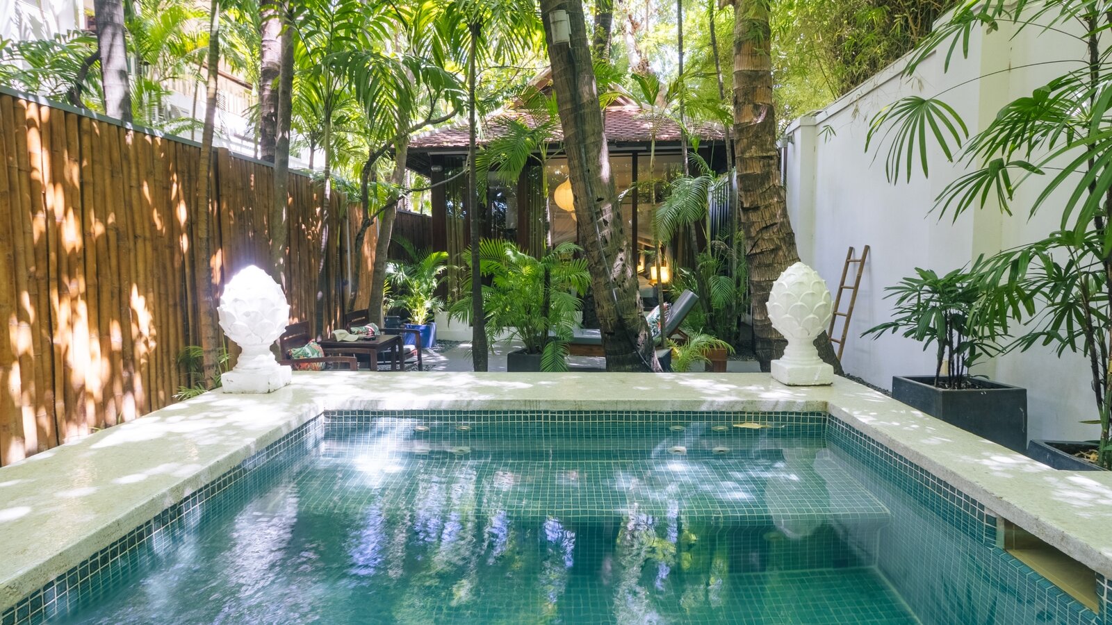 PAV Private Jacuzzi R20 2026 8