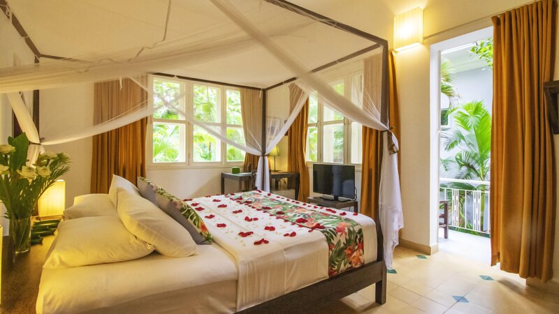 Pavilion 2022 R16 superior