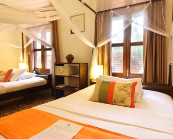 Pavilion Old House R10 Twin 20211007 2