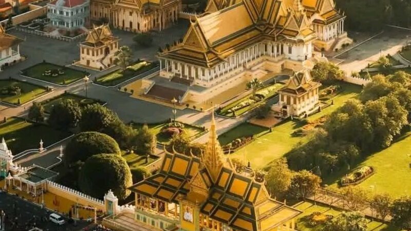 Royal Palace Aerial View (Ken Bodian)