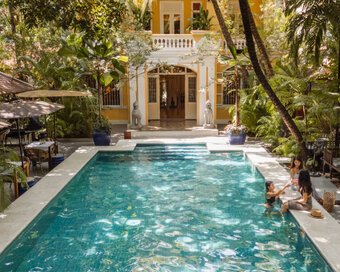 Pavilion Lush Pool 032026