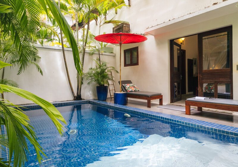PAV Private Pool R11 9 BCOM