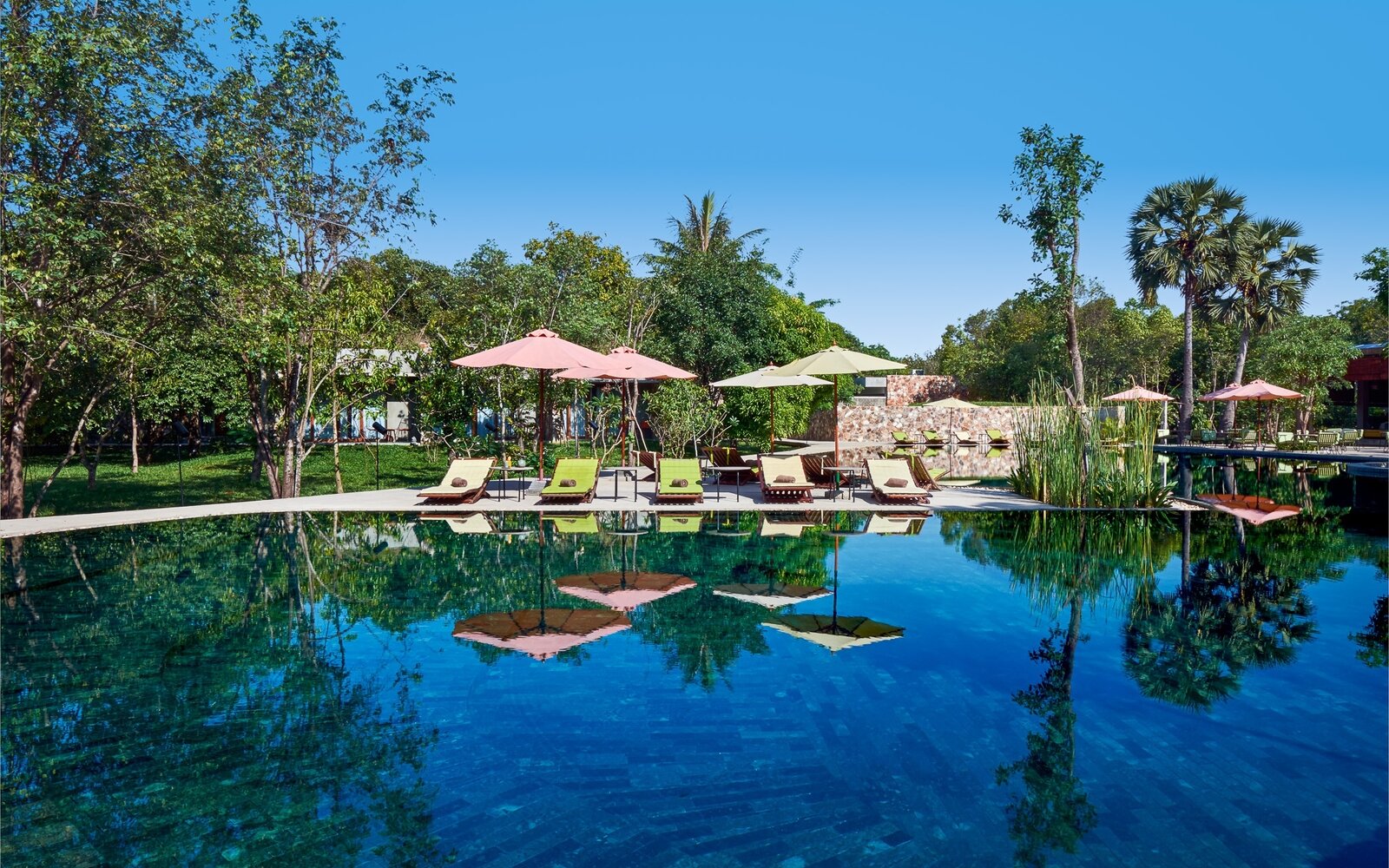 Templation Hotel Swimming Pool 002 2